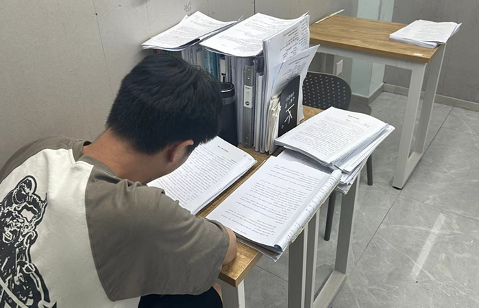 重庆英豪教育学校在哪里 联系电话