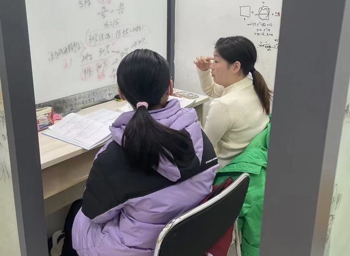 重庆英豪教育收费标准价格表一览