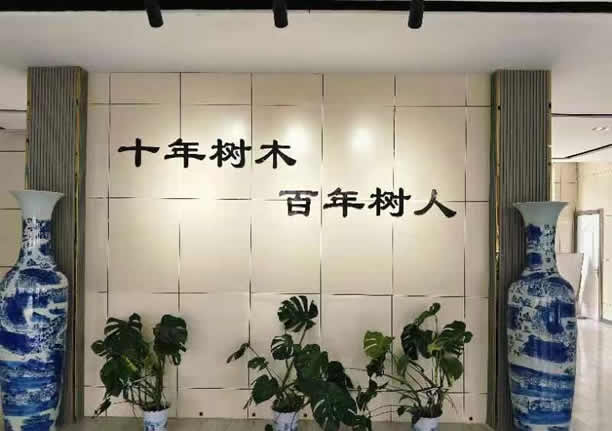 济南晨露高考培训学校具体校区位置在哪