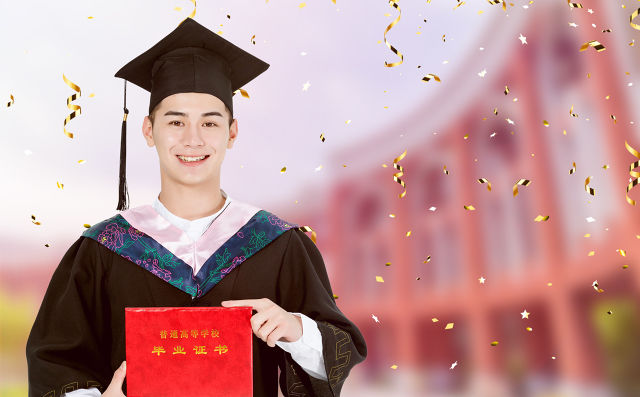 在成都受过意大利语培训最好的学校是哪家