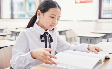兰州新东方高考复读班学费多少?25-35人/10-18人班课价格