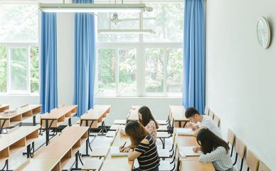 在济南崂山语言学习之旅，意大利语培训班必不可少