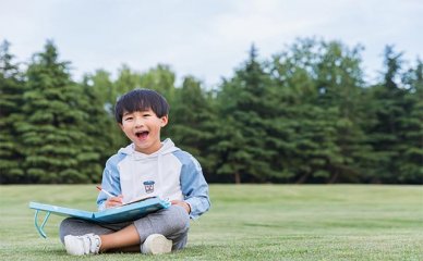 哈尔滨外语：英语意大利语在线翻译服务