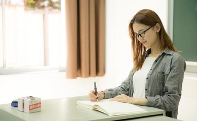 学习西班牙语，享受成都外语培训汇