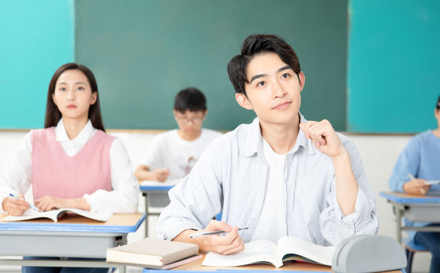 济南郑老师小初高课程价格汇总:衔接班/全托班/中高考冲刺