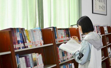 辖区法语培训学习：全面拓展多语种通识
