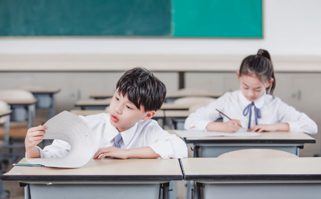 杭州德语培训机构：哪些对学德语有帮助？