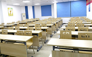 课室